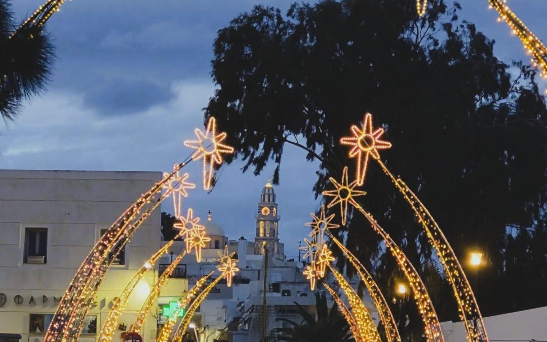 Απομένουν μόλις δύο ημέρες για την ολοκλήρωση του Χριστουγεννιάτικου Χωριού
