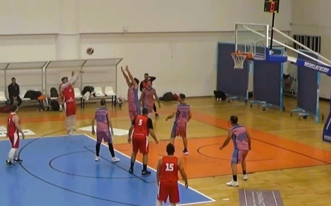 Ανοίγει η… ψαλίδα στην «κορυφή» της «Santorini Basketball League»